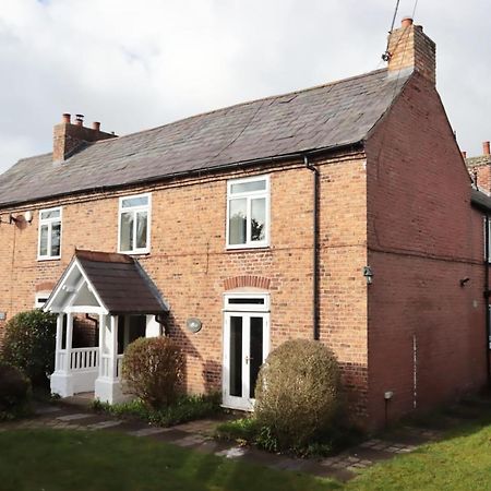 Villa Bretton House Farm Retreat Chester Exterior foto